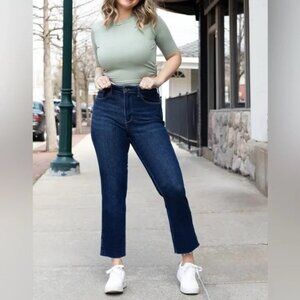 NWT Judy Blue Leave Her Wild High-Rise Cropped Straight Denim Jeans Sz 5/27